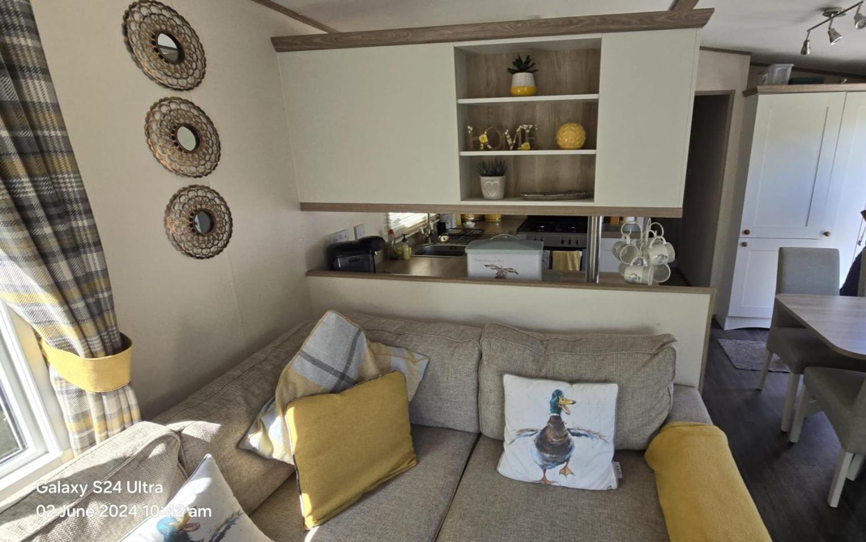 Luxury Lakeside Caravan With Hottub And Private Fishing Peg, Tattershall Lakes Екстериор снимка